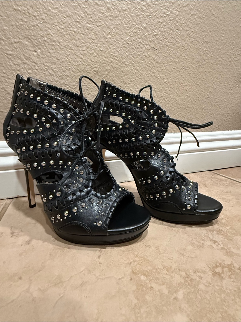 Sam Edelman Elyse Studded Black Leather Lace Up Platform Heels 7.5